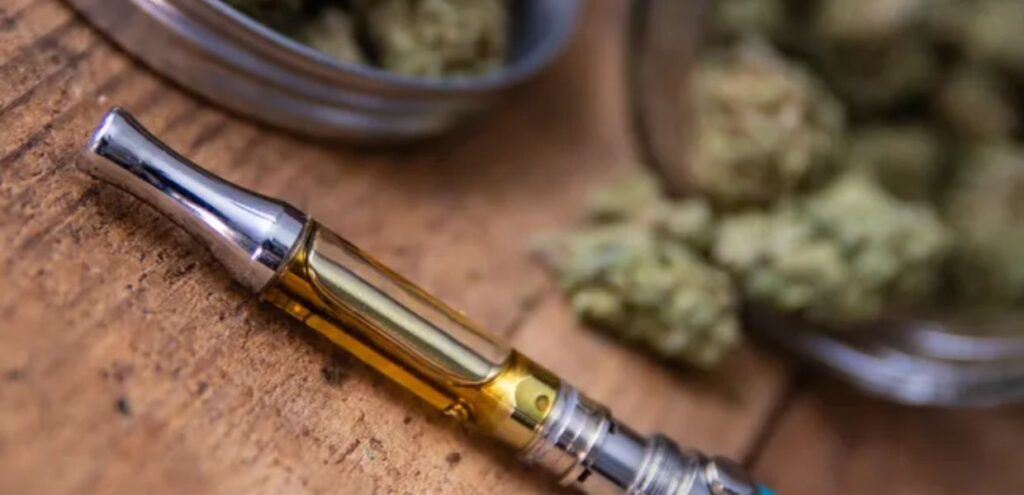 CBD Gummies vs. Vapes